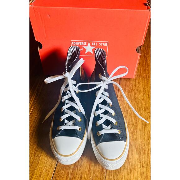 Converse Women Chuck Taylor All Star Lift Hi in Nautical Blue w/Trek Tan detail - Picture 1 of 7